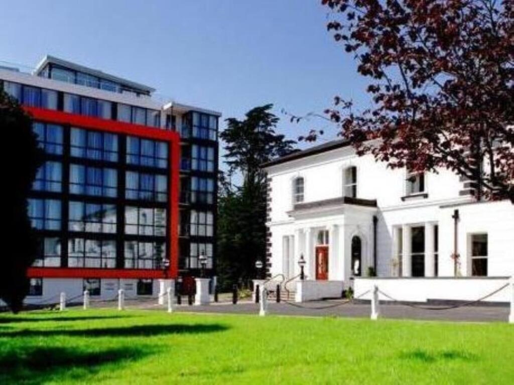 Clarion Suites Limerick