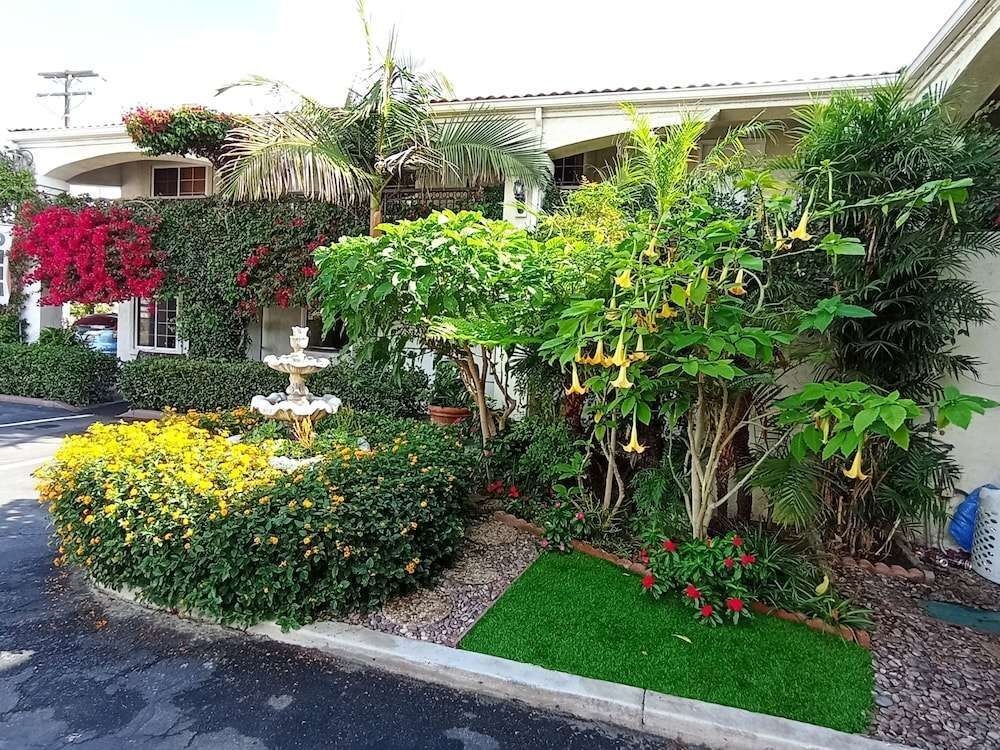 Dynasty Suites Santa Fe Springs