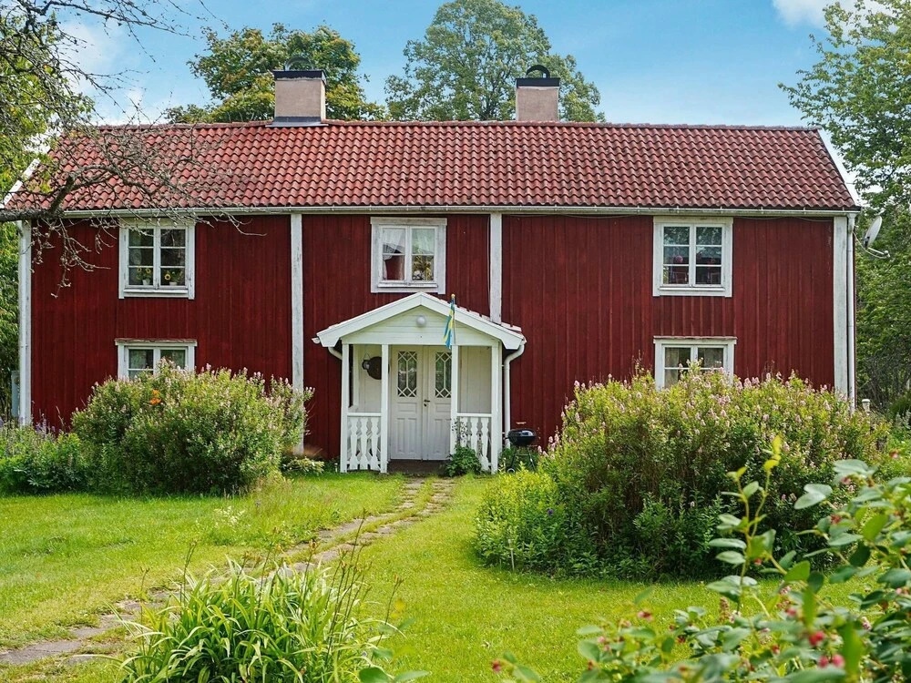 8 Person Holiday Home In Ingatorp