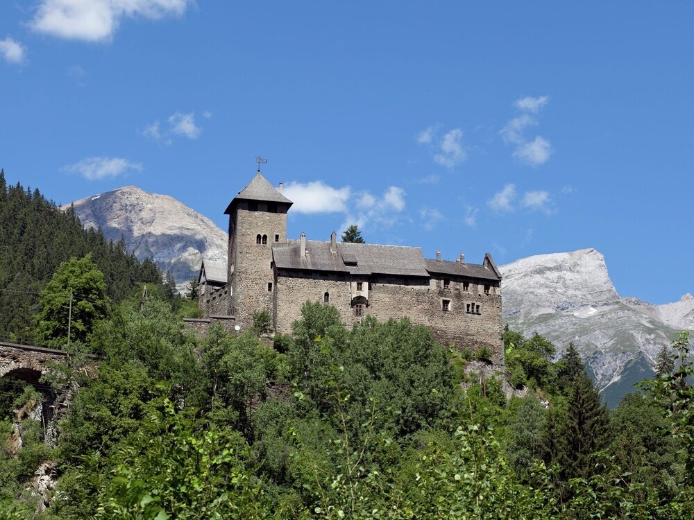Cosy Apartment In Tobadill Amid Forest