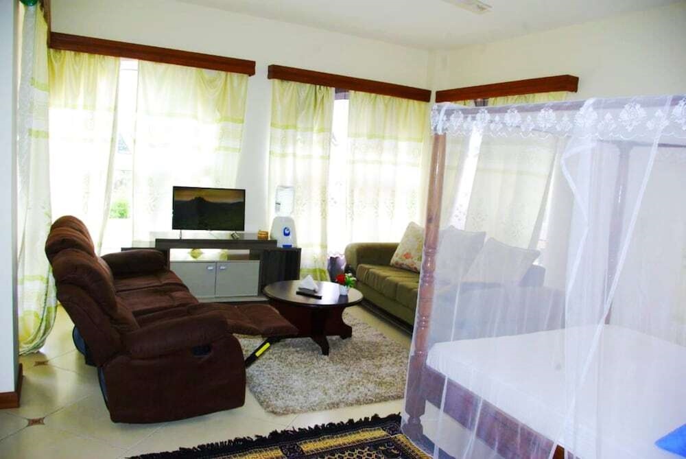 Avenue Apartments Nyali By Chh