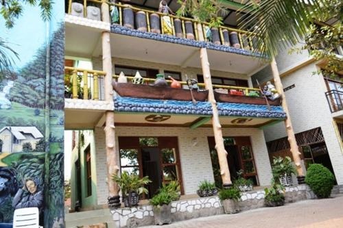 Dian Fossey Nyiramacibir Hotel