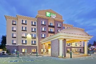 Holiday Inn Express & Suites Seattle North - Lynnwood