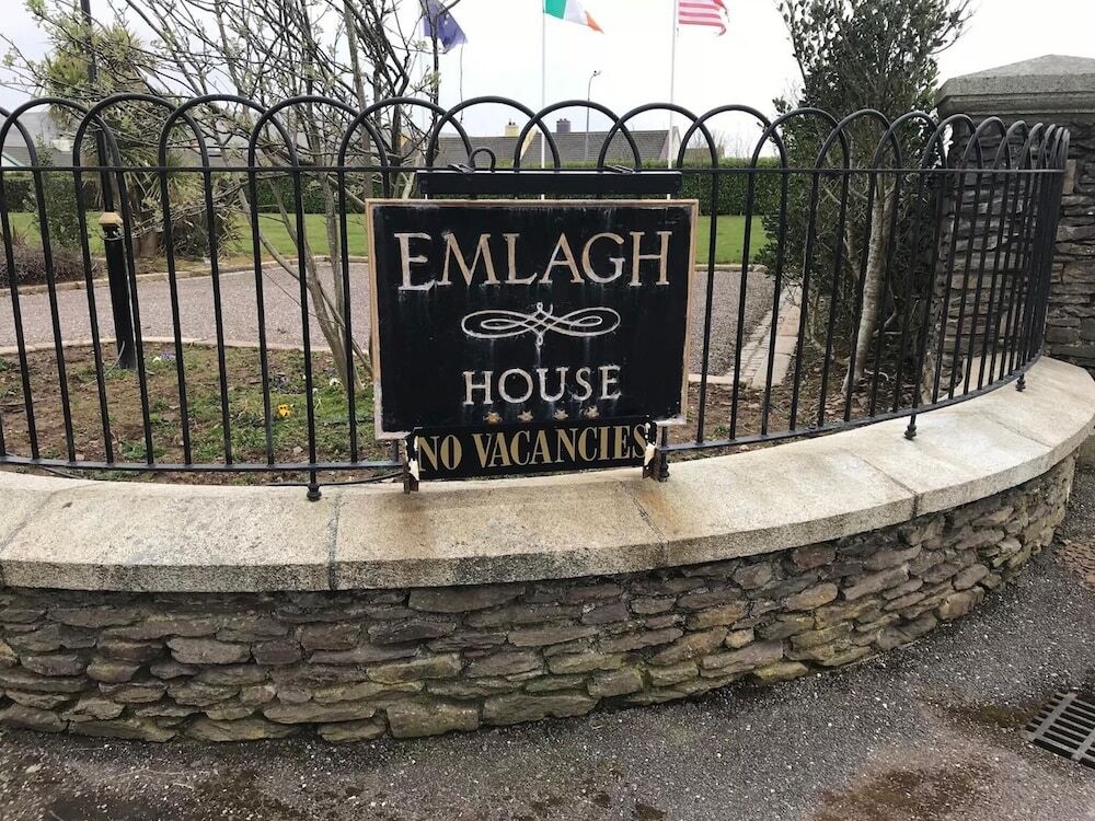 Emlagh Country House (Adults Only)