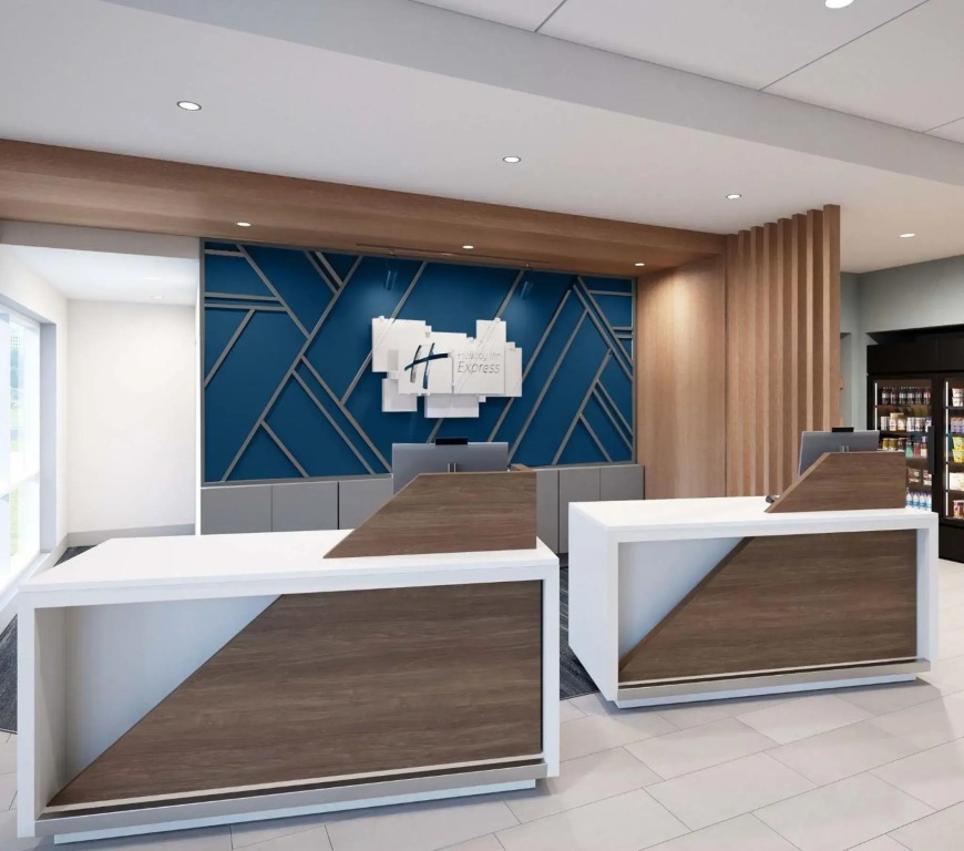Holiday Inn Express & Suites Tomah