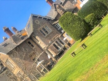 The Cleve Hotel & Spa