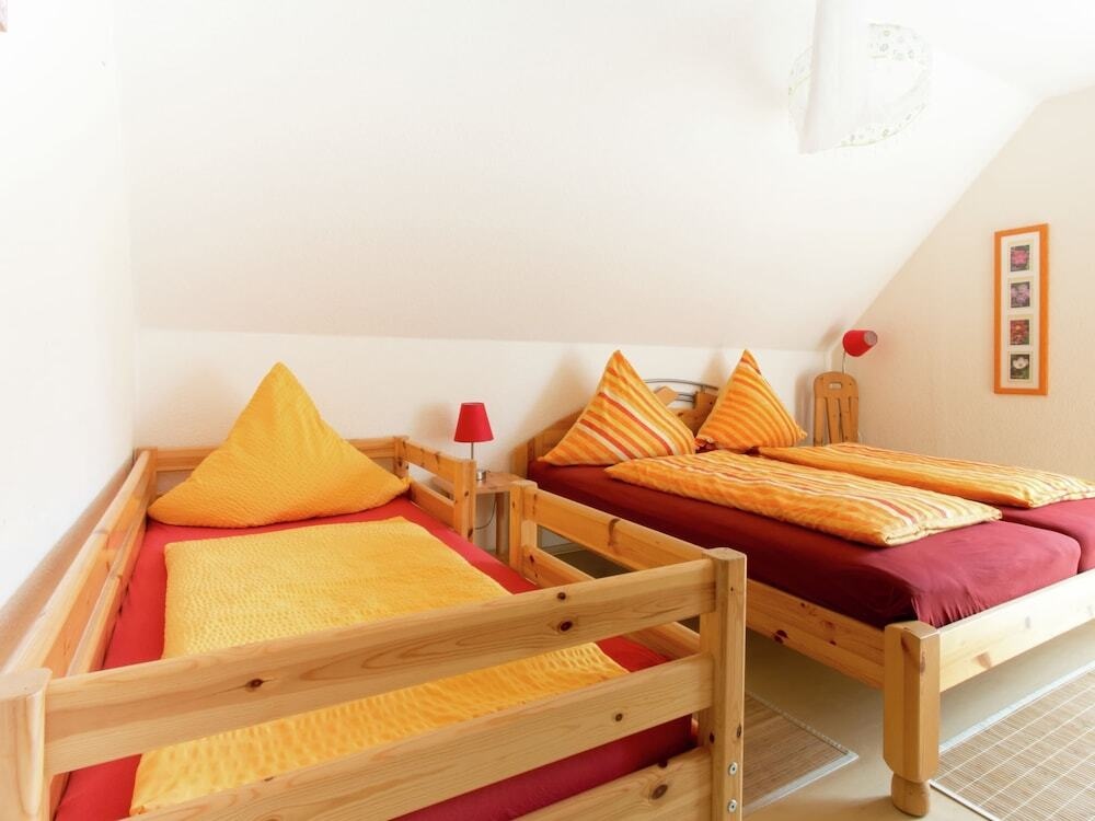 Comfortable Holiday Home Manderscheid With Garden