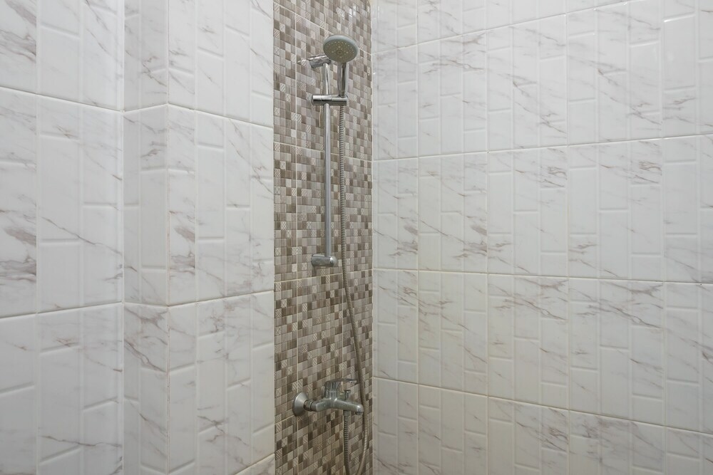 RedDoorz Plus @ Hotel Sempurna Watervang Lubuk Linggau