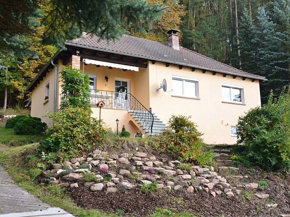 Cozy Holiday Home In Sachspfeife With Sun Terrace