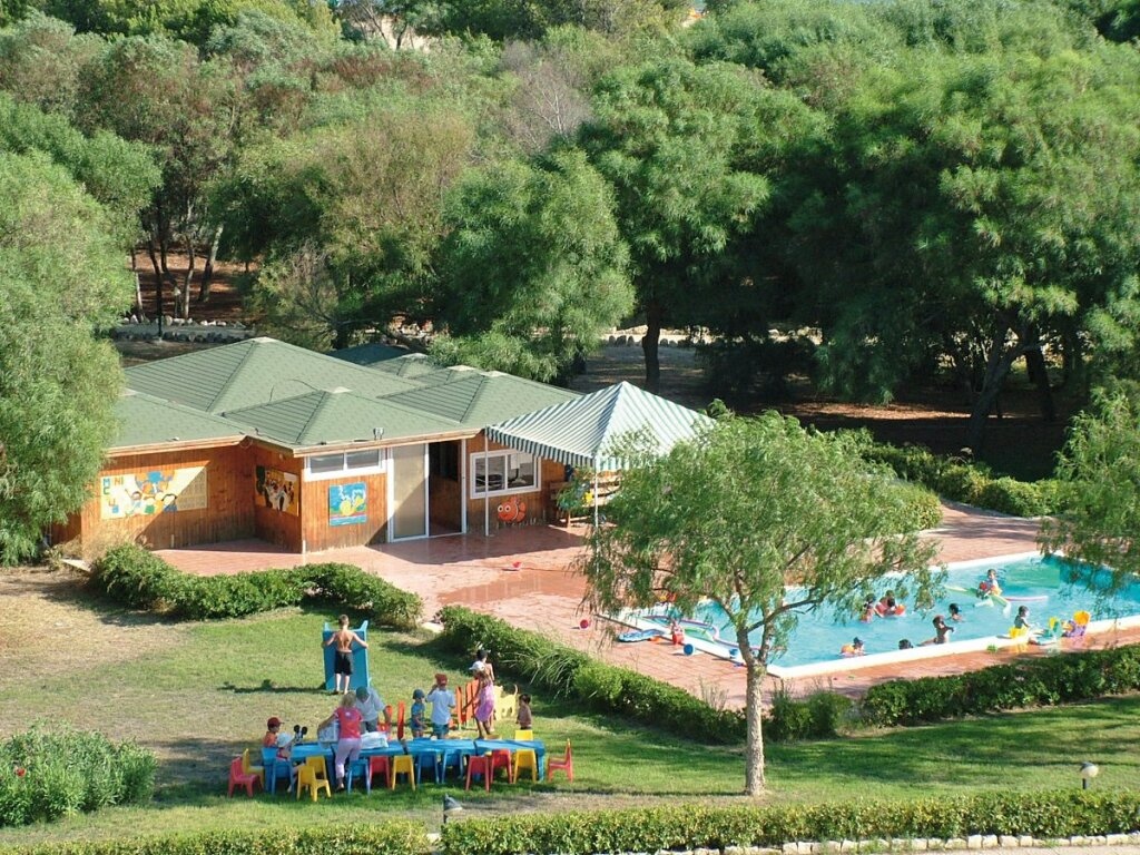 Conte Di Cabrera Hotel Club