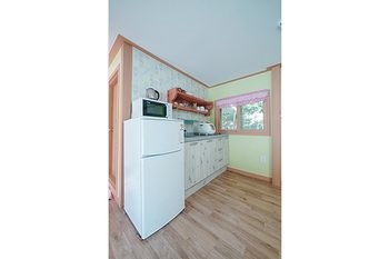 Danyang Yekerina Pension