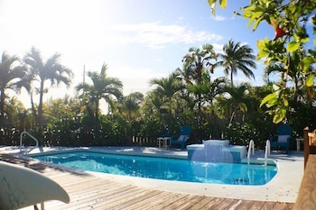 Bayview Inn & Marina