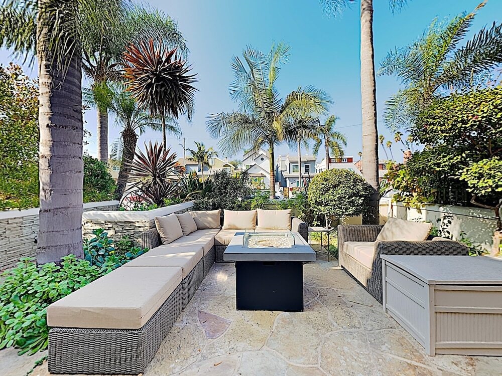 Designer - 3 Br Home