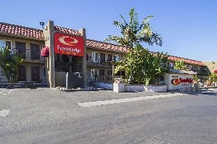 Econo Lodge Inn & Suites Escondido Downtown