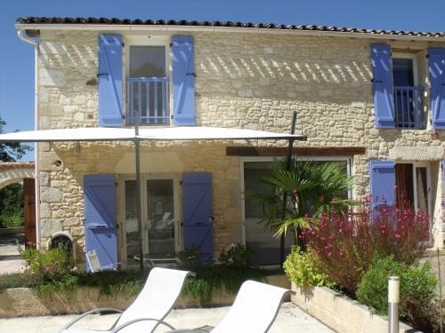 Aux Blanches Pierres (Adults Only)
