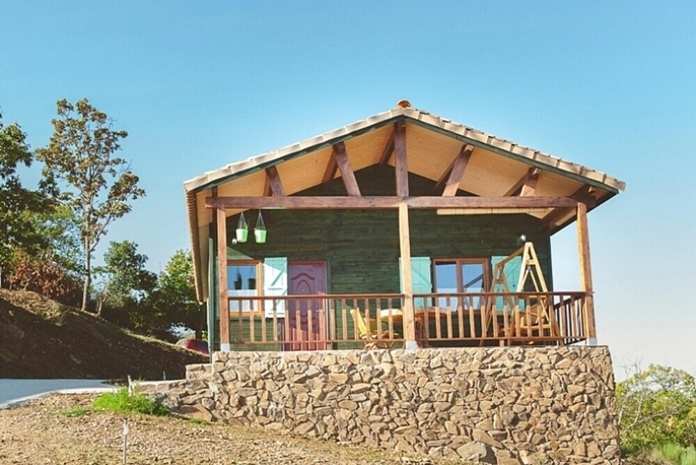 House With 2 Bedrooms in Cañamero, With Wonderful Mountain View, Pool