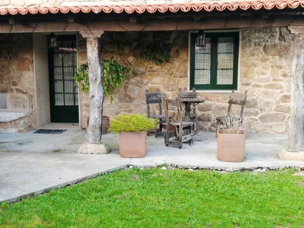 House With 3 Bedrooms In A Sobreira - 14 Km From The Beach