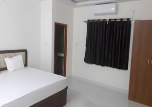 Hotel Royal Garuda Palace