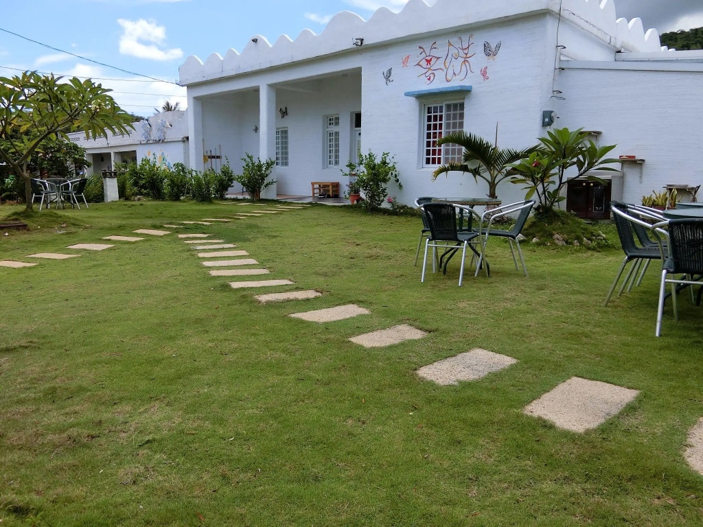 Dream Butterfly Pet Nature B&B