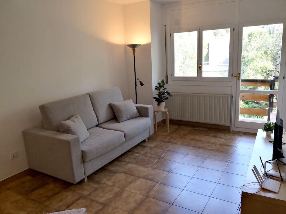 Apartment With 3 Bedrooms In El Tarter, With Wonderful Mountain View And Wifi