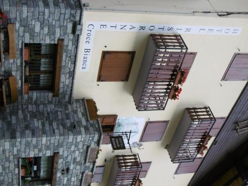 Hotel Croce Bianca