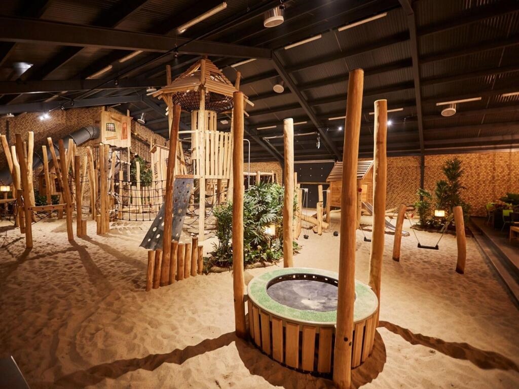 Child-friendly villa with large garden in Limburg