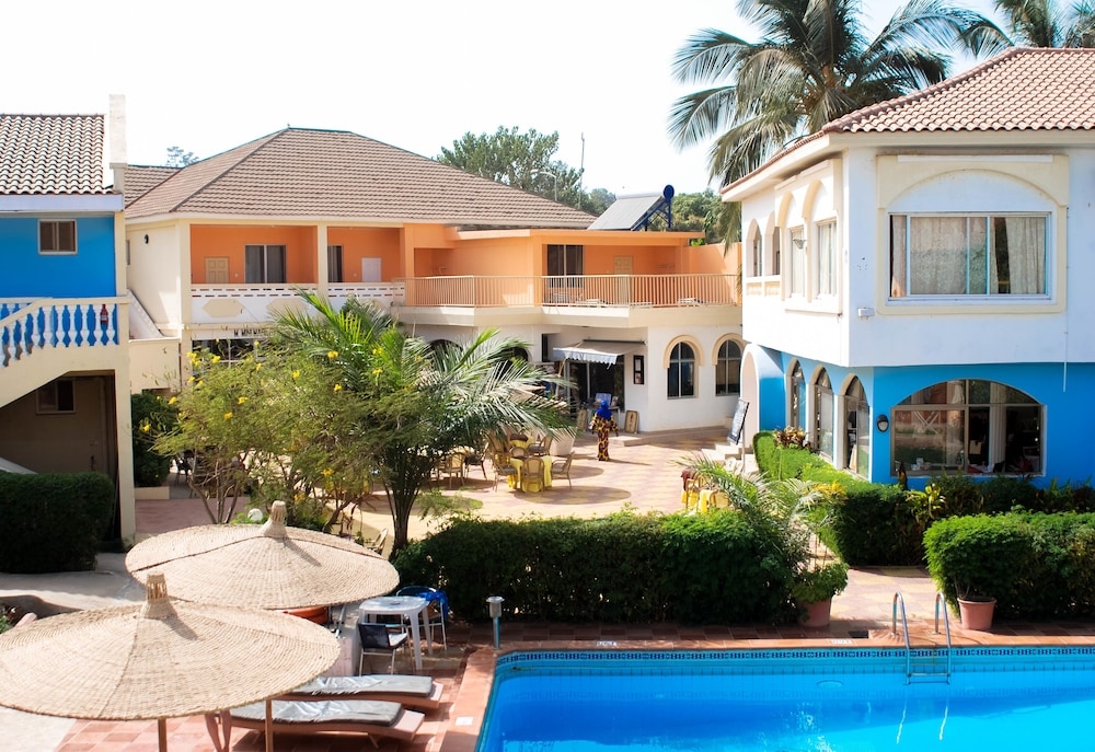 Cape Residence Apartment