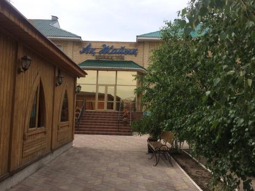 Hotel Somplex Ak-Zhaik