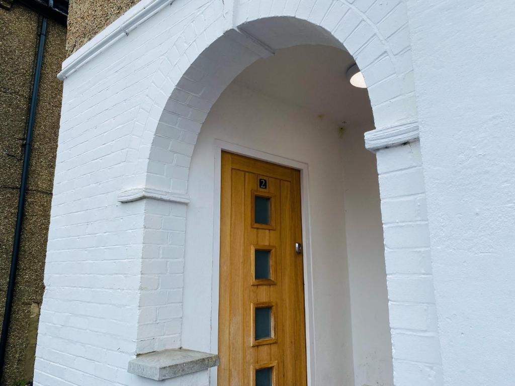 Church Road Apartment By Aldershot Short Stays