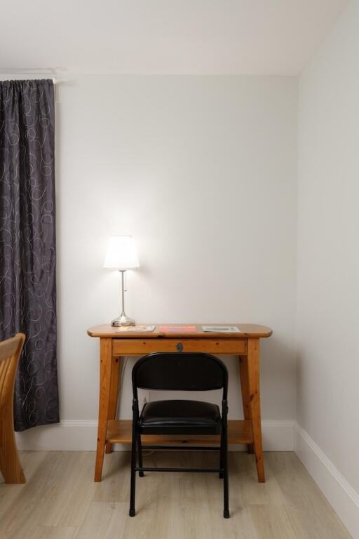 Stylish 1 Br Suite In North Vancouver 10 Mins Ski