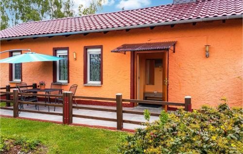 Holiday home E.-Thälmann-Str. H