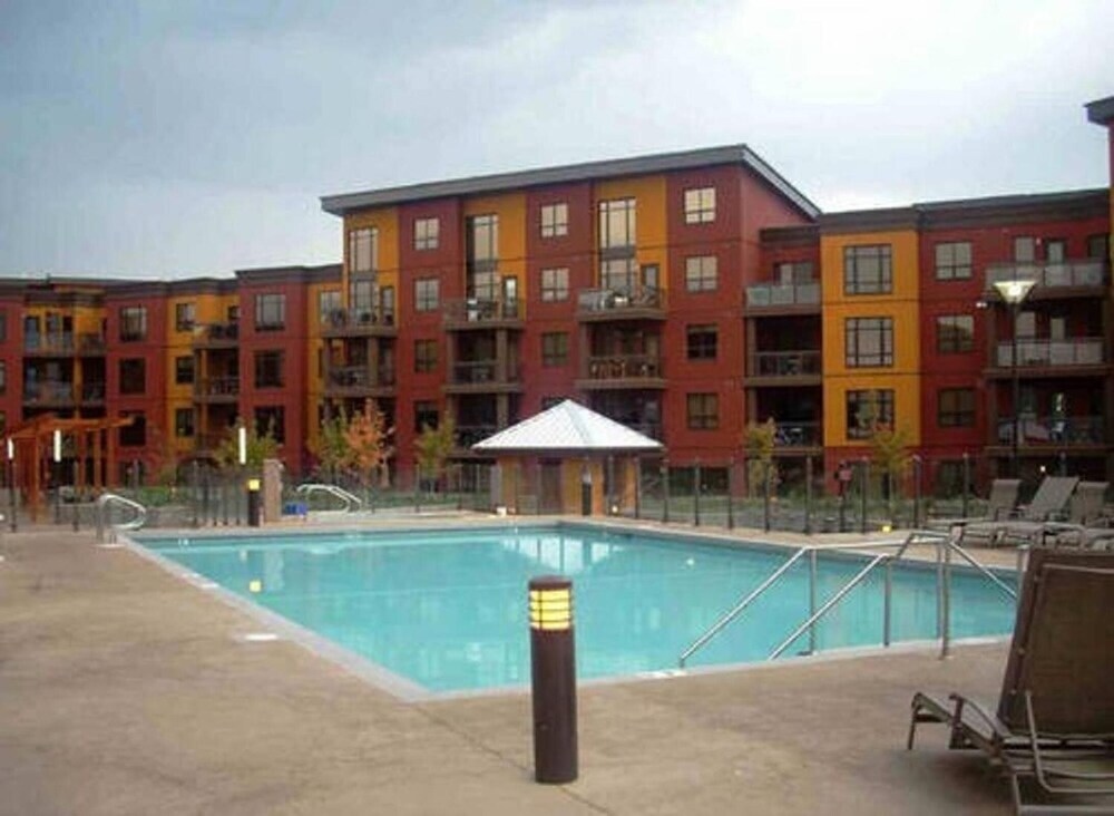 Easy Access Ground Floor Apartment #114