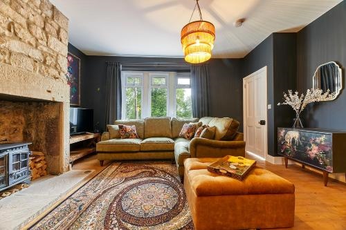 Host Stay Percy Cottage