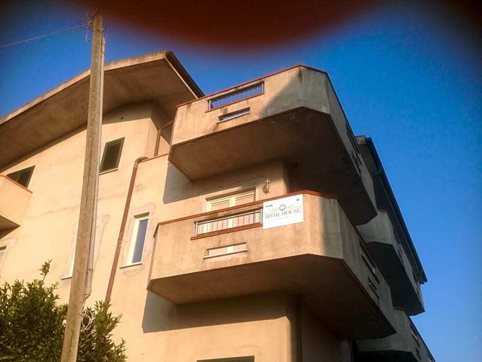 Irthe House