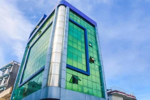 Guru Hotel & Lodge By OYO Rooms