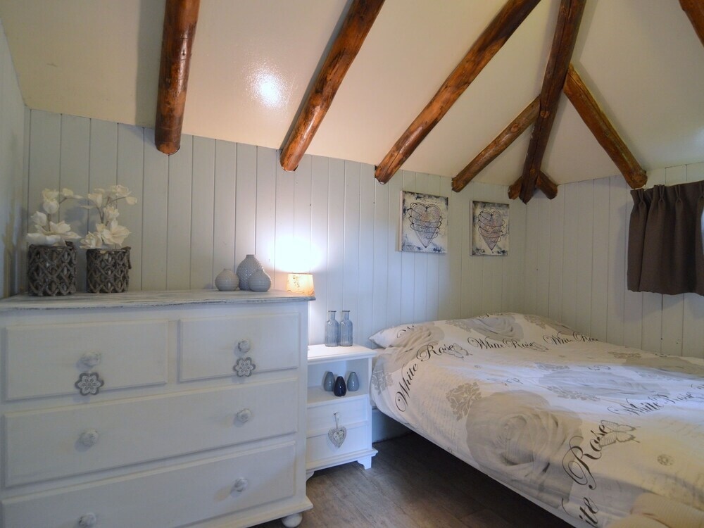 Charming Holiday Home In Hellendoorn Amidst The Forest