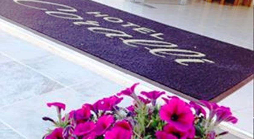 Coralli Rooms & Apartments