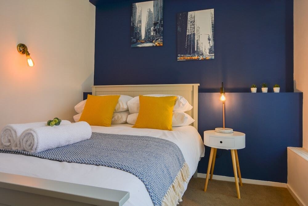 Exchange 48 The Cultural Boutique