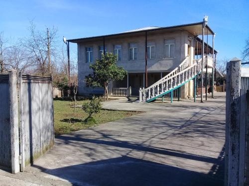 Guest House Tabidze