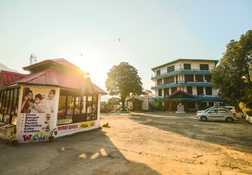 Mid Way Resort by OYO Rooms