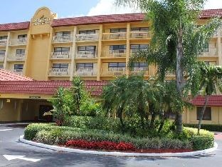 La Quinta Inn & Suites Coral Springs University Drive