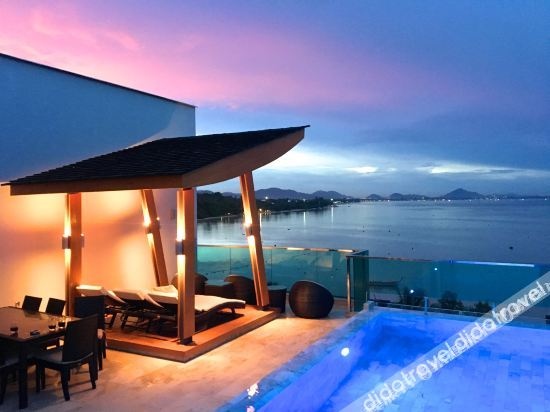 Elemental Villas