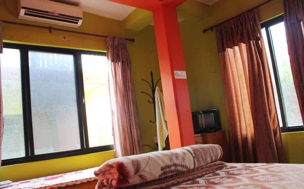 Duna Tapari Restaurant & Guest House