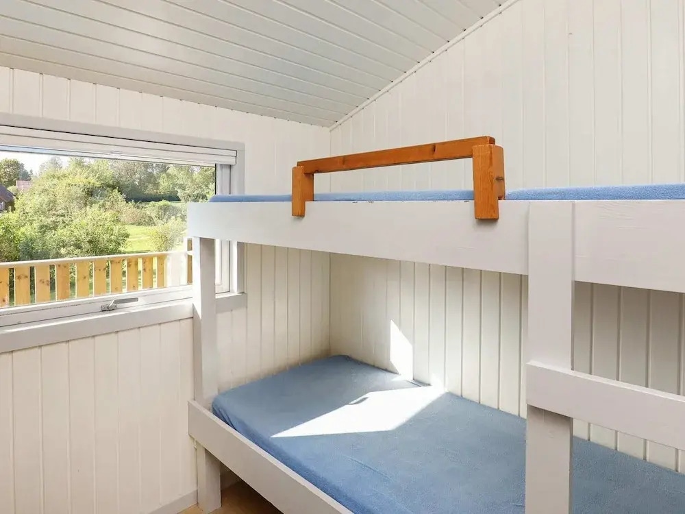 4 Person Holiday Home In Hojslev