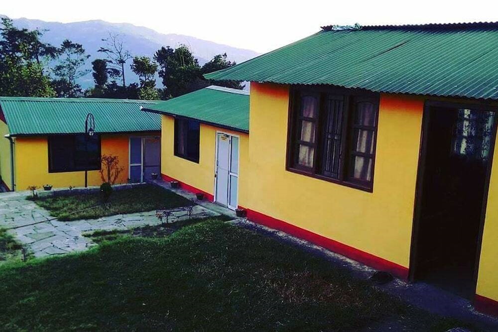 Hotel Gaurishankar View Point Inn