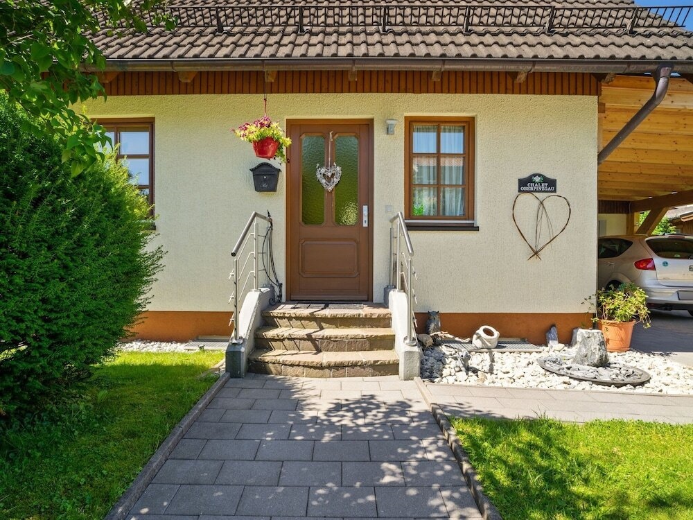Cosy Chalet In Muhlbach With Private Garden