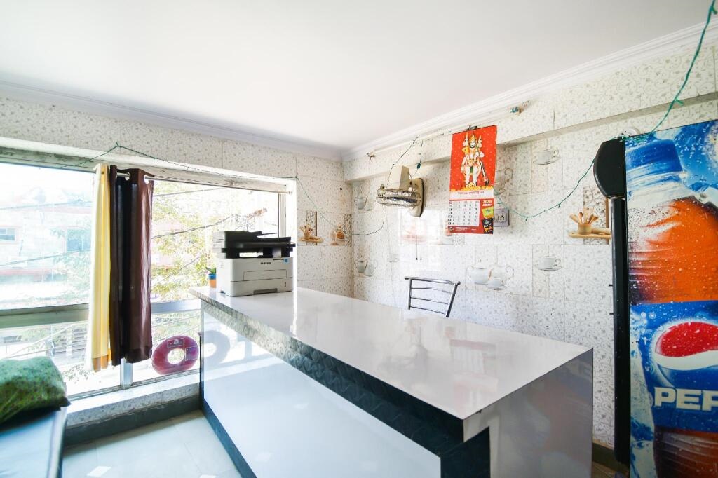 Hotel Mahesh by OYO Rooms