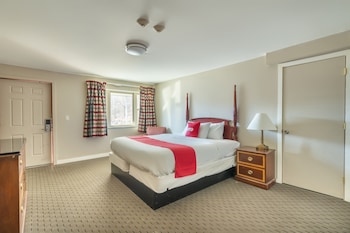 OYO Hotel Malden MA Broadway