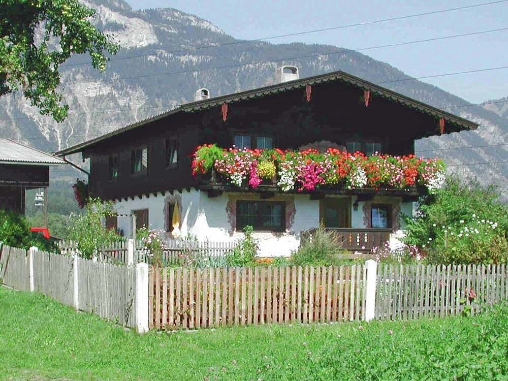Lovely Apartment on Working Farm in Strass im Zillertal
