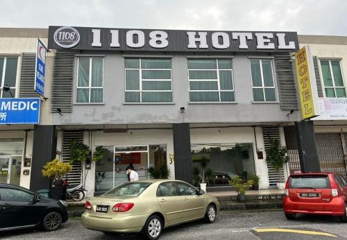 One One 08 Hotel Sungkai